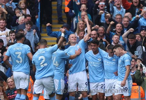 Manchester City đánh bại Brighton 4-0