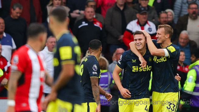 Sheffield United xuống hạng sau 3 vòng